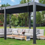 PERGO-LUX – PÉRGOLA MOTORIZADA DE ALUMINIO DE COLOR GRIS DE 6X4X2.7 MTS